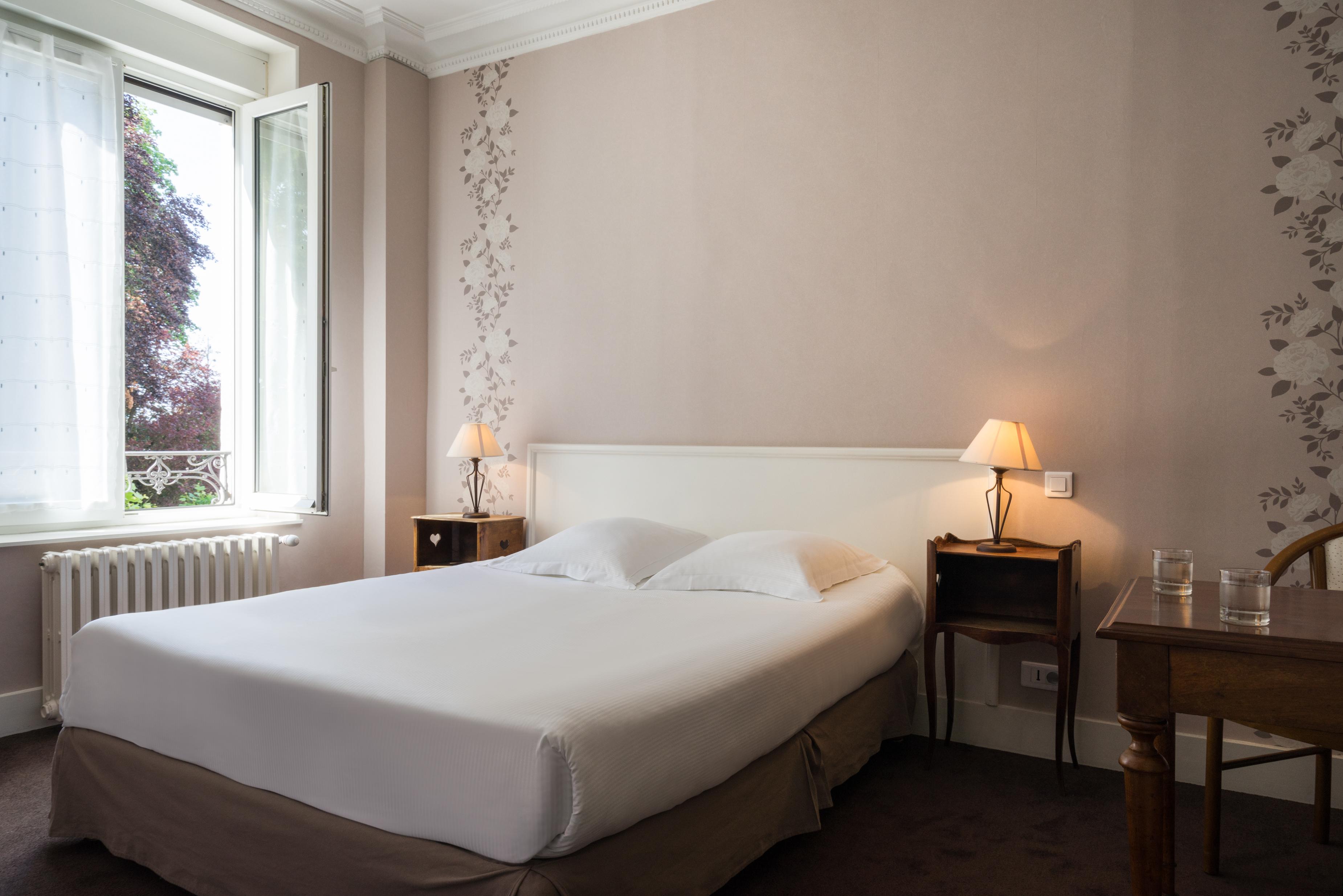 The Originals Boutique, Hotel Terminus, Bourg-En-Bresse Gare Exterior foto