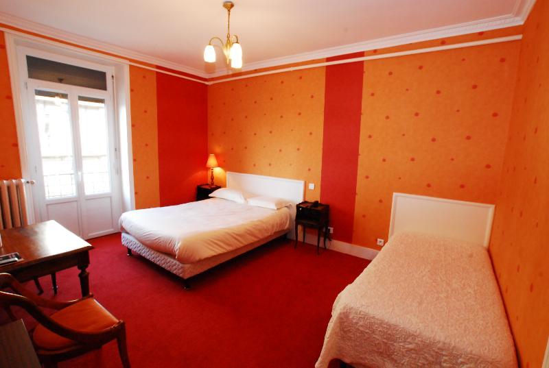 The Originals Boutique, Hotel Terminus, Bourg-En-Bresse Gare Exterior foto